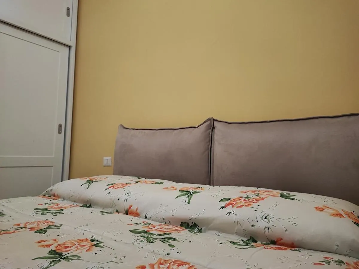 La Casa Sulla Piazza Apartamento Bosa