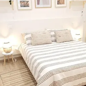 Apartamento Blanc - Monolocali Indipendenti Con Cucina E Bagno Privato - Check-in E Check-out Con Codice In Autonomia H24 - Terrazza In Comune Necessario Avere Wathsapp O App Di Messaggistica Istantanea Per Foto E Video, Guspini